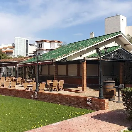 Carihuela Park Palace 토레몰리노스