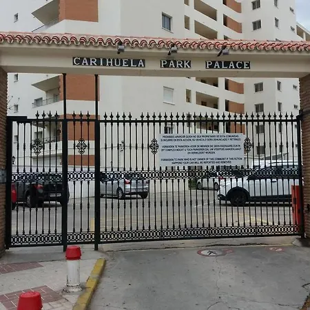 Carihuela Park Palace Apartment *