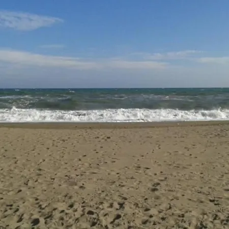 Carihuela Park Palace توريمولينوس